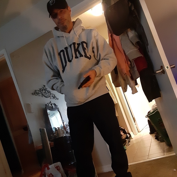 Hey! Read to get to know a little about me :) - Picture 6 of 6